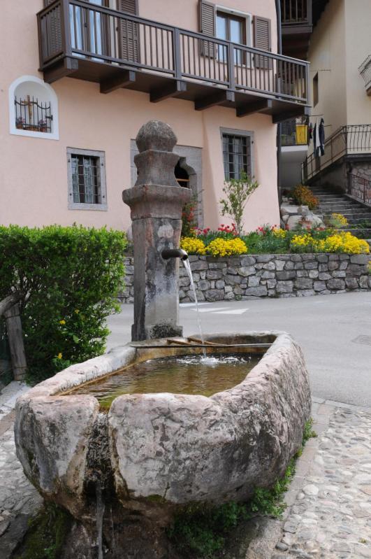 Hotel Cima Tosa San Lorenzo Dorsino Eksteriør bilde