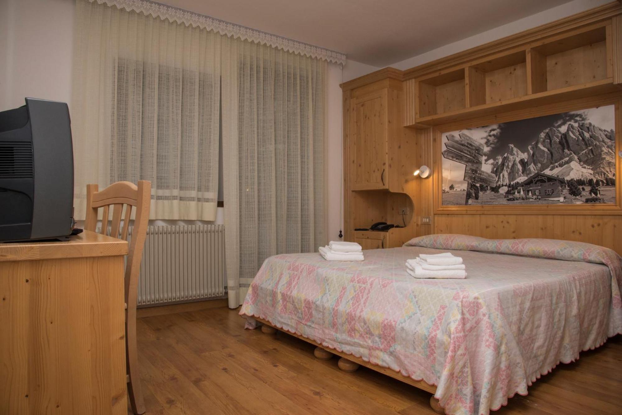 Hotel Cima Tosa San Lorenzo Dorsino Eksteriør bilde