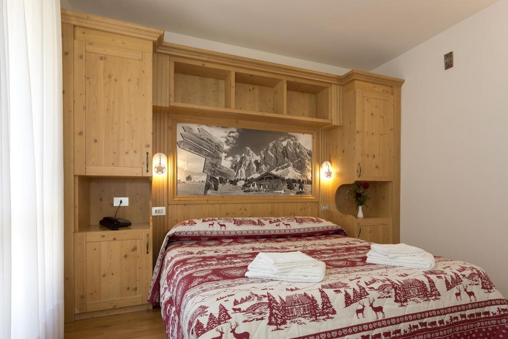 Hotel Cima Tosa San Lorenzo Dorsino Eksteriør bilde